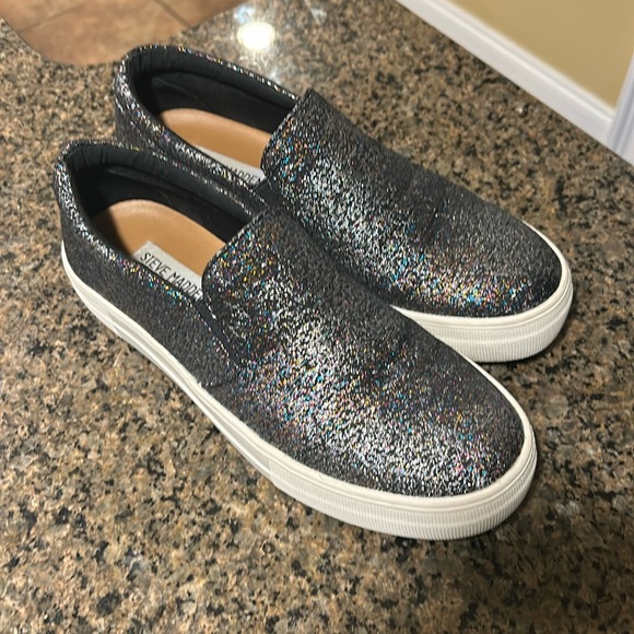 Steve Madden Shoes - Steve Madden Gills Platform Slip On Sneaker Sparkly Glitter